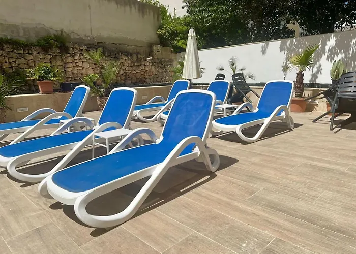 Apartament Penthouse With Distant Seaview And Shared Pool *